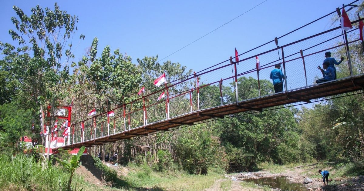 10 Jembatan Garuda di Situbondo Rampung dan Dimanfaatkan Masyarakat