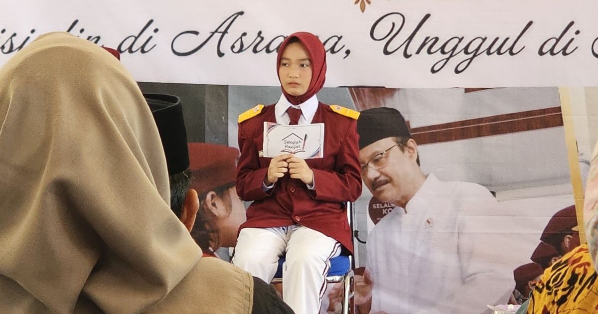 Lulusan Sekolah Rakyat Natuna Terima Beasiswa Kuliah dari Kemensos